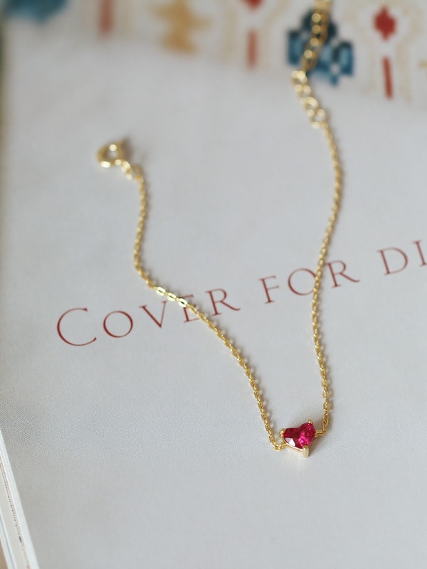 Red Heart Dainty Bracelet