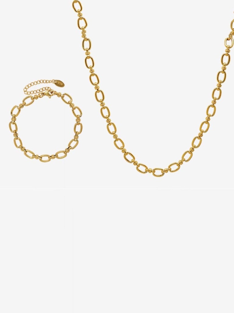Layla Necklace