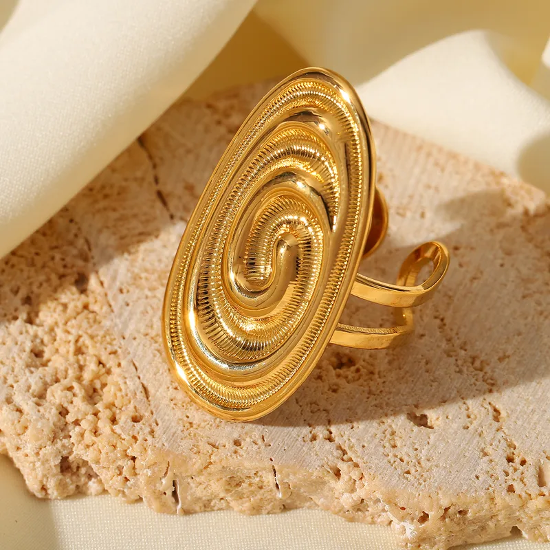 Medusa Ring